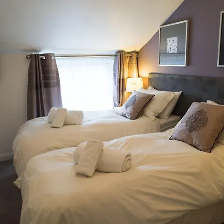 Blue Horizon At The Helaina *