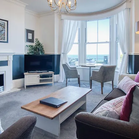 Blue Horizon At The Helaina *