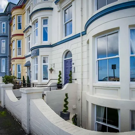 Blue Horizon At The Helaina スカーバラ