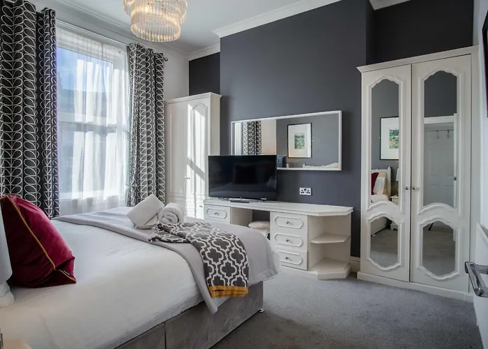 Blue Horizon At The Helaina