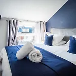 Apartment Blue Horizon At The Helaina Scarborough