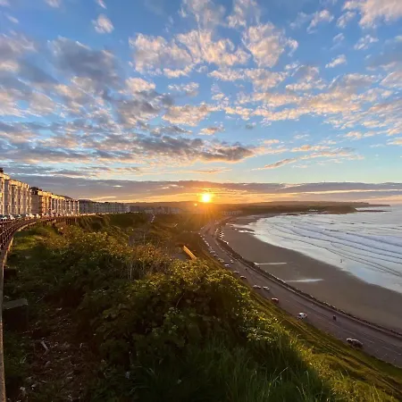 Blue Horizon At The Helaina Lägenhet