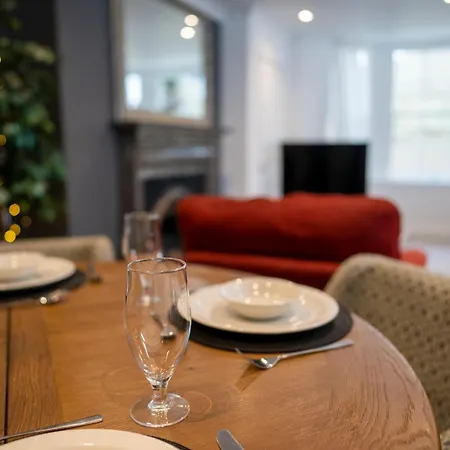 The Helaina Apartment Scarborough