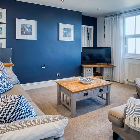 Blue Horizon At The Helaina