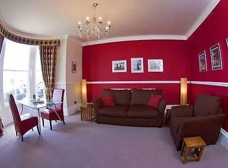 Blue Horizon At The Helaina Lägenhet Scarborough