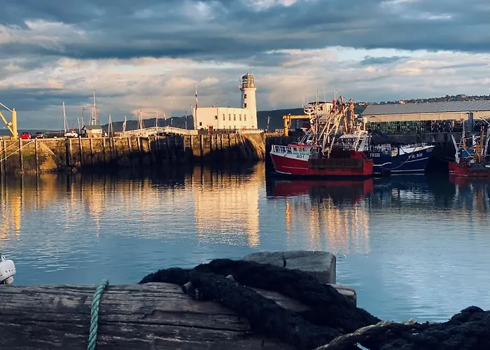 Blue Horizon At The Helaina *