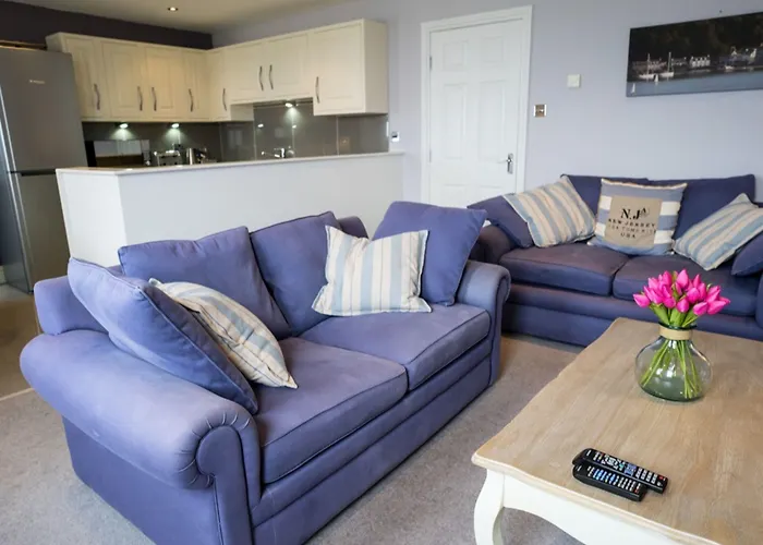 Blue Horizon At The Helaina Apartament