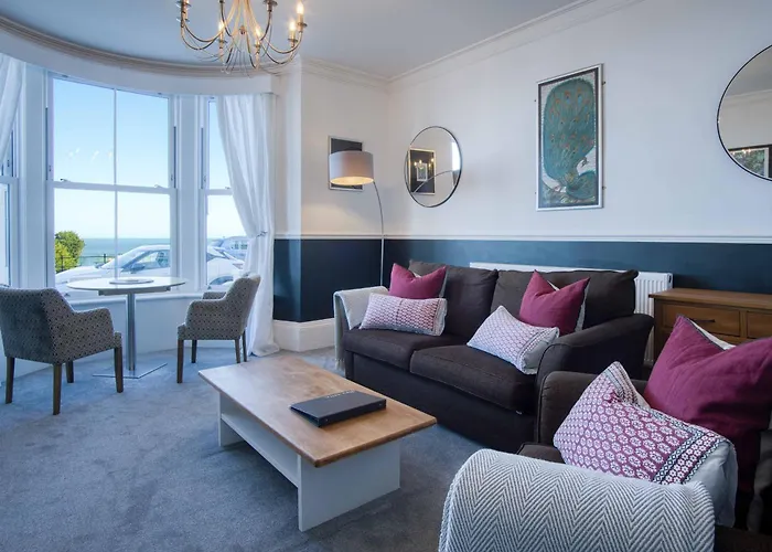 Blue Horizon At The Helaina *