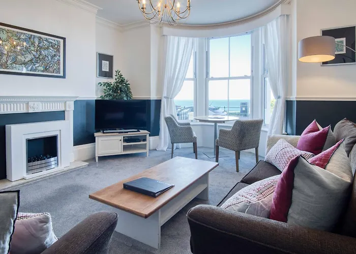 Blue Horizon At The Helaina *