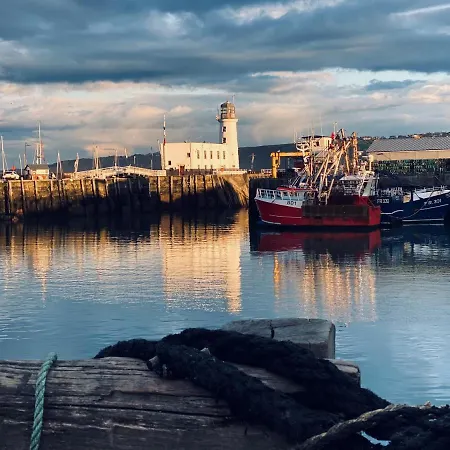 Blue Horizon At The Helaina *