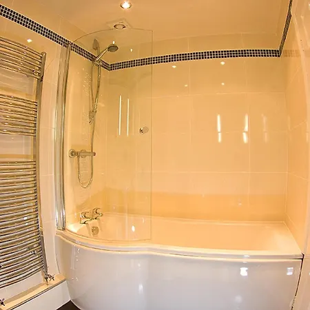 The Helaina Apartment Scarborough