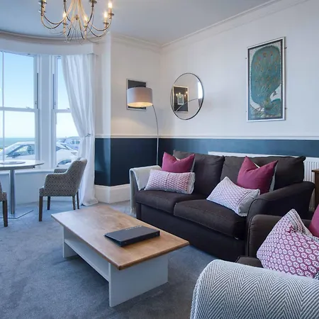 Blue Horizon At The Helaina *